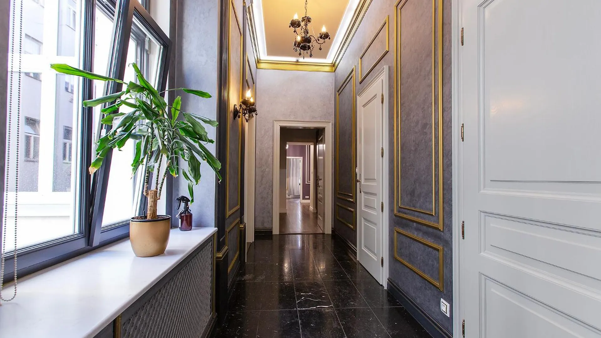 Two-Bedroom Haven In The Old Town Prague Apartment
