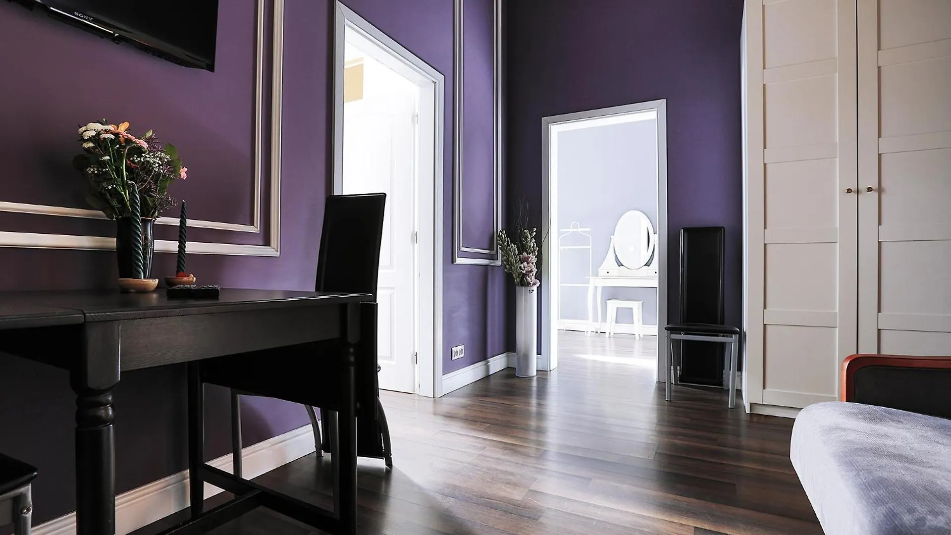 Two-Bedroom Haven In The Old Town Prague Apartment
