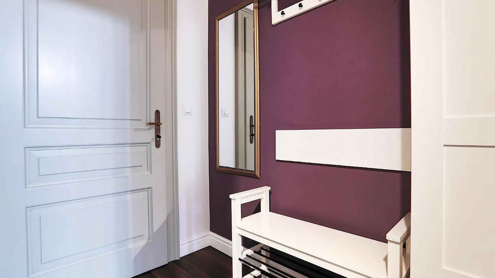 Two-Bedroom Haven In The Old Town Prague